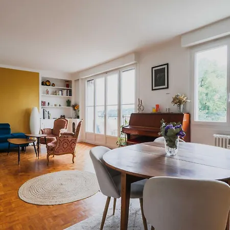 Modern With Balcony - 2br-4p- *